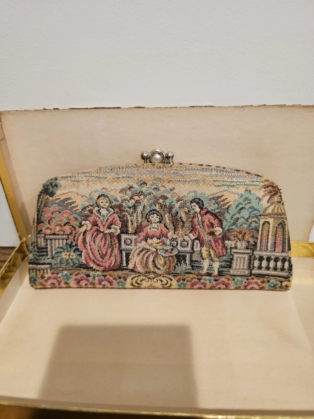 Vintage Baronet Fifth Avenue Tapestry Wallet Clutch Victorian  Ladies 7.5 X 4